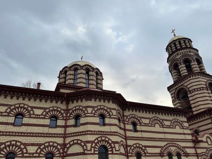 За первыми богослужениями Страстной седмицы митрополит Амвросий молился на тверском Афоне