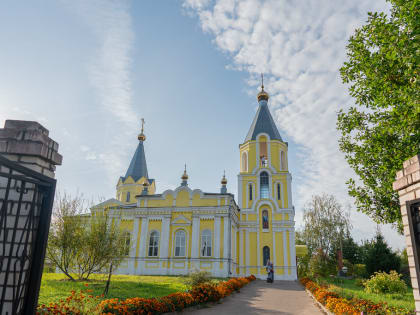 Глава Тверской митрополии посетил Бежецкую епархию