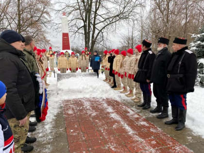 Имя твое не известно, подвиг твой бессмертен