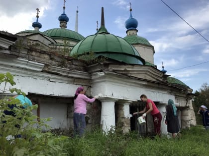 Старица объединяет