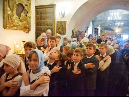 Рождество Богородицы отметили воспитанники православной гимназии в Городне