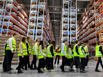 По поручению Губернатора Рудени продолжаются профориентационные экскурсии