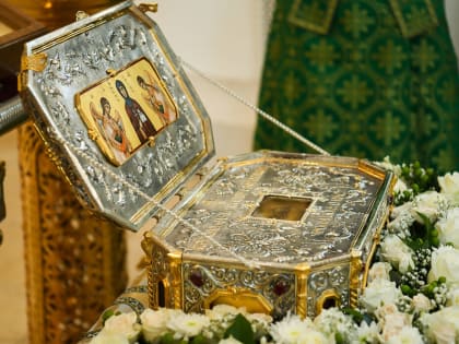 Торжественная встреча ковчега с мощами Ефросинии Полоцкой в Твери