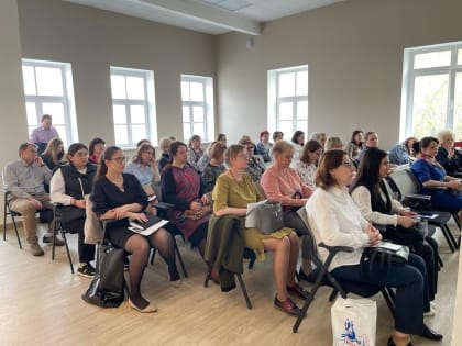 В Твери состоялся круглый стол на тему: «Внедрение программ дополнительного образования для школьников с миграционным опытом, как инструмента успешной языковой адаптации и интеграц