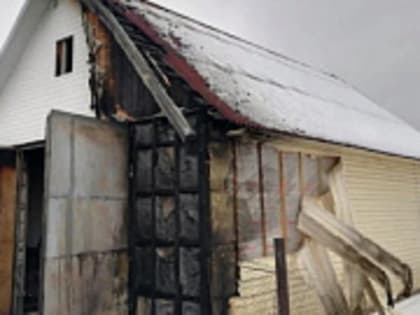 Огнеборцы спасли трех человек в Твери