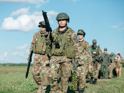 Участник тверского "Движения первых" участвуют в игре "Зарница 2.0" в Бородино