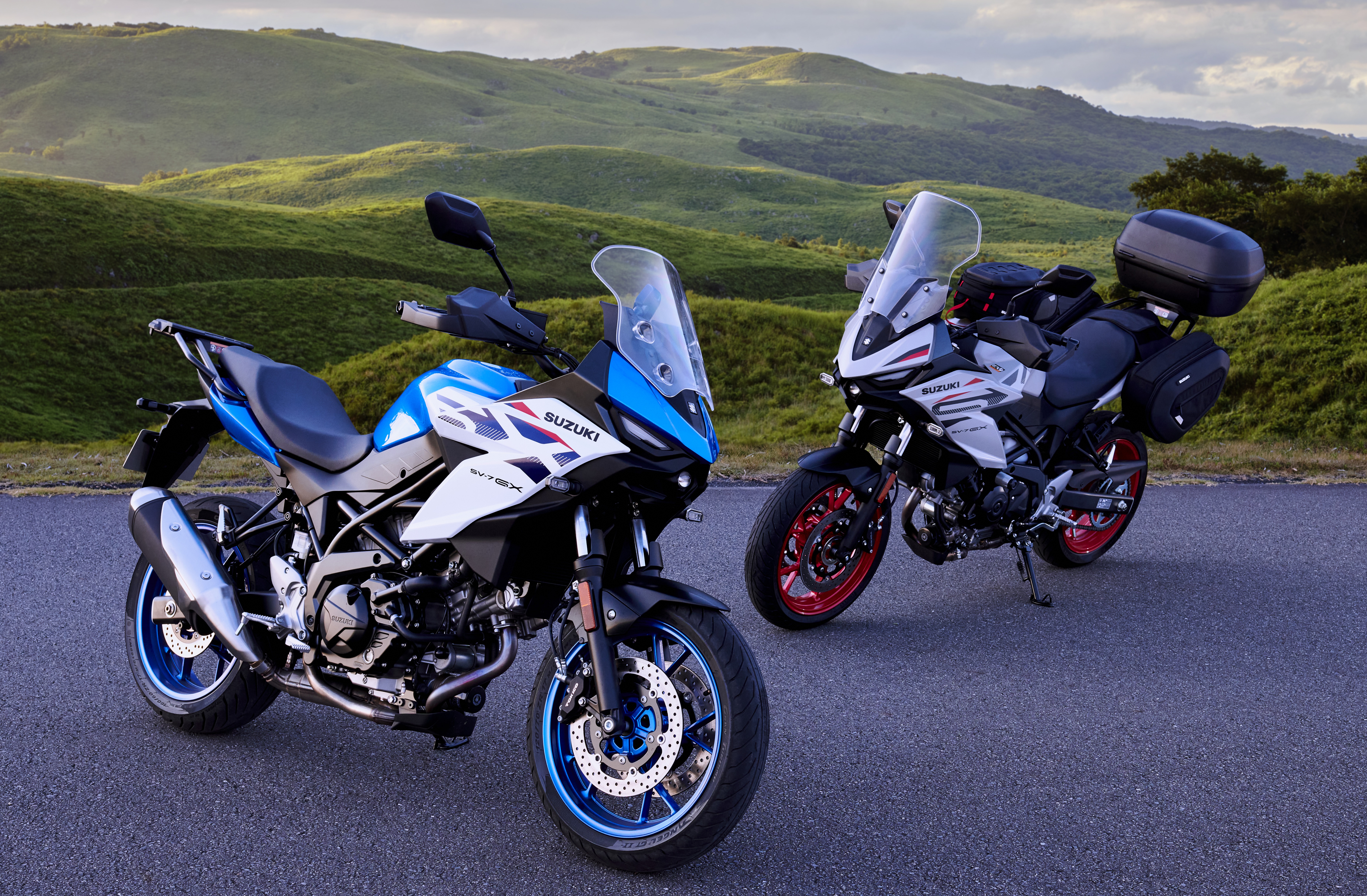 סוזוקי מציגה: SV-7GX at Eicma