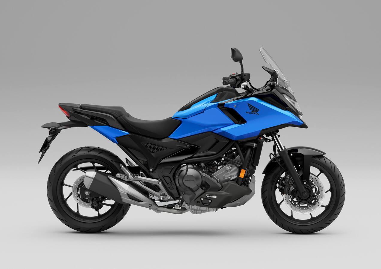  הונדה מציגה: NC750X 2027 - צבעים חדשים, טכנולוגיה חכמה וקיימות