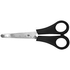 TESOURA DE AÇO INOXIDÁVEL COM CABO DE PROLIPOPILENO PRETO 13 CM