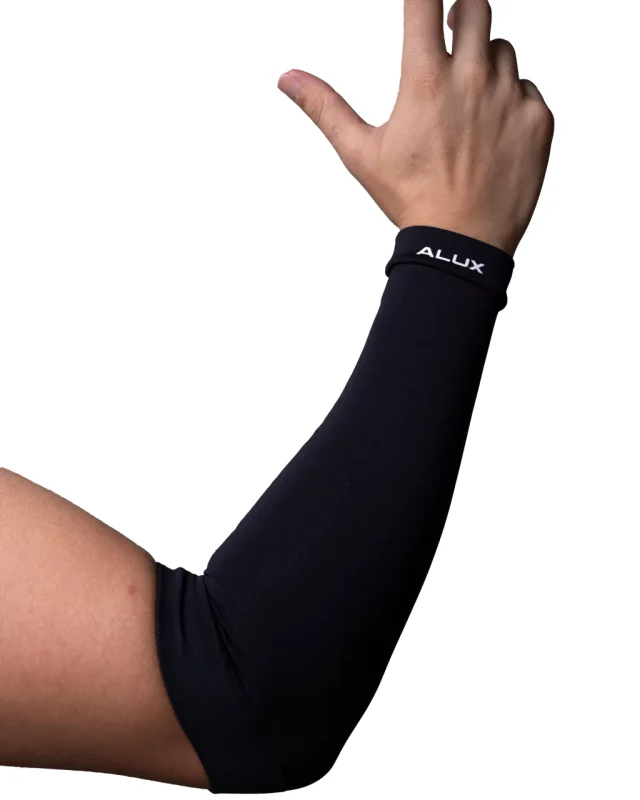 MANGUITO CURTO C/ PROTETOR SOLAR ALUX TAM P COR PRETO