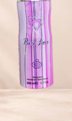 Pure Love — بخاخ معطّر 200 مل — تفاصيل الملصق الأصلي