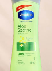 فازلين Aloe Soothe — العبوة بغطاء سفلي — تفاصيل الملصق الأصلي