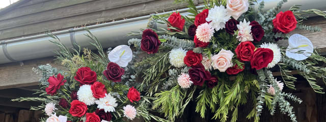 Photo 2 of 6