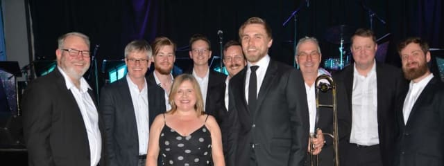 Photo 2 of 4