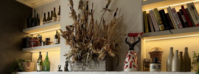 Photo 2 of 6