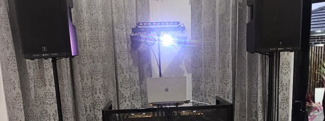 Photo 2 of 6
