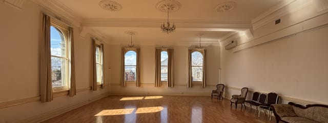 Photo 3 of 6