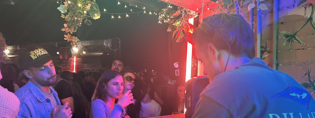 Photo 4 of 4