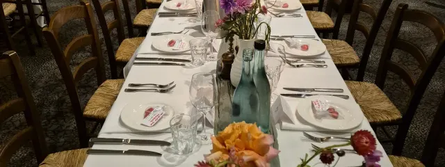 Photo 3 of 6