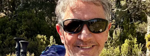 Photo 3 of 6