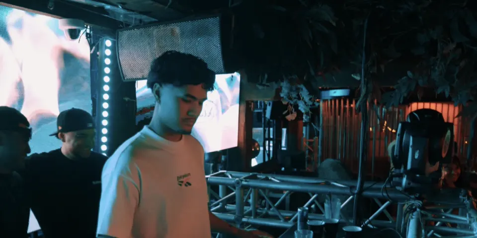 Photo 1 of 1