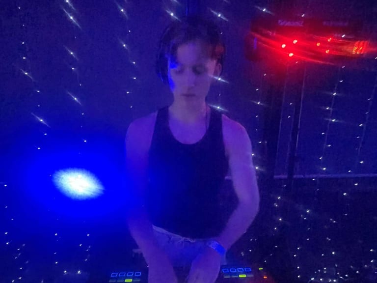 Photo 1 of 3