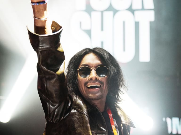 Photo 4 of 6