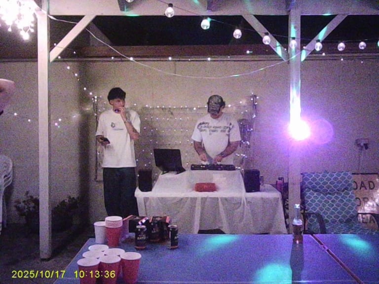 Photo 2 of 6