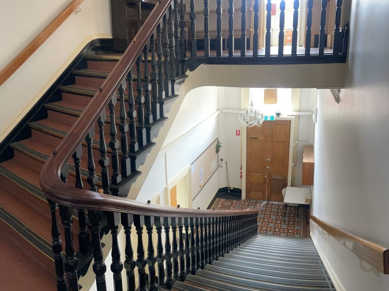 Photo 2 of 6