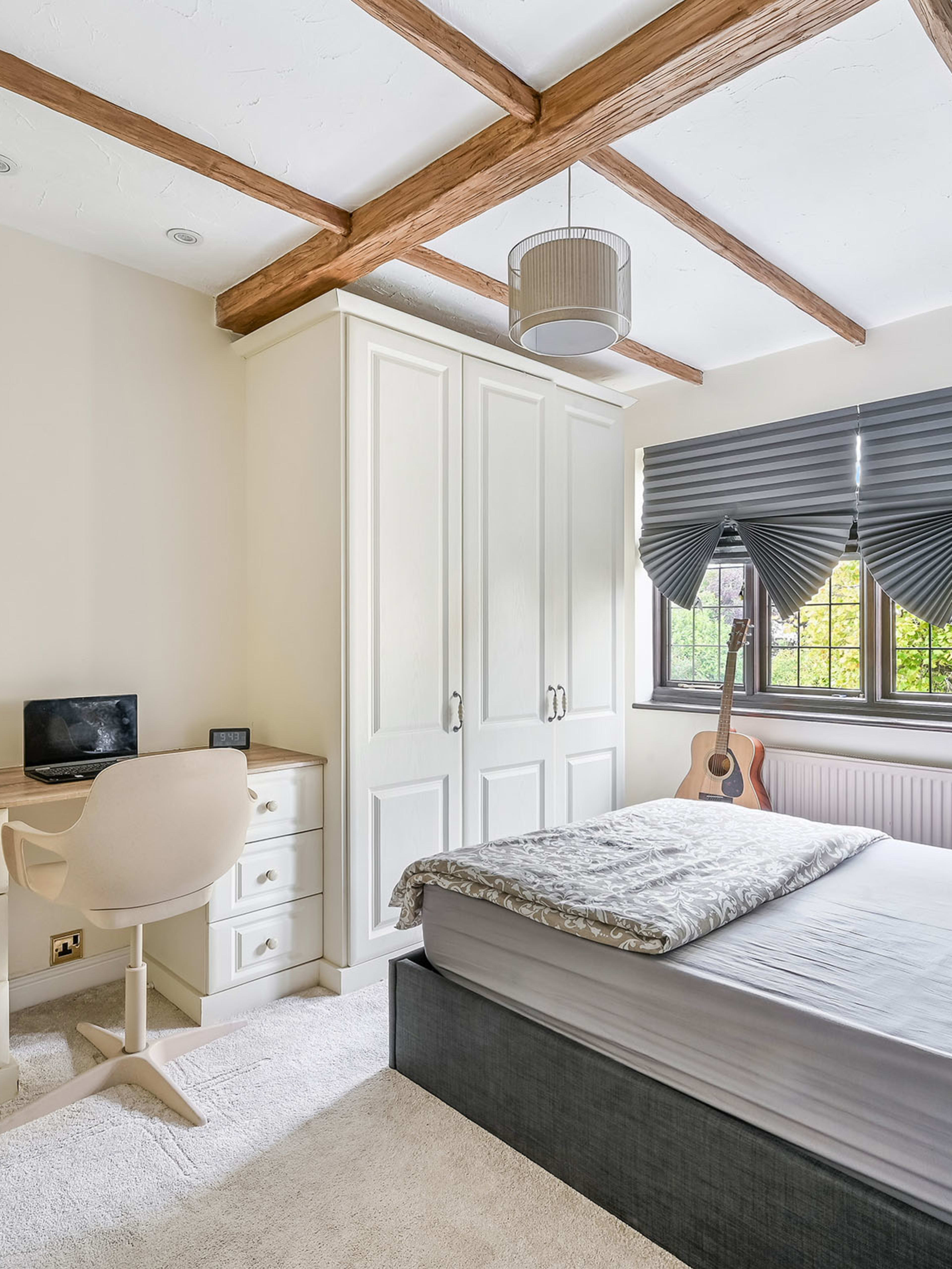 Epsom Garage Conversion, photo 1