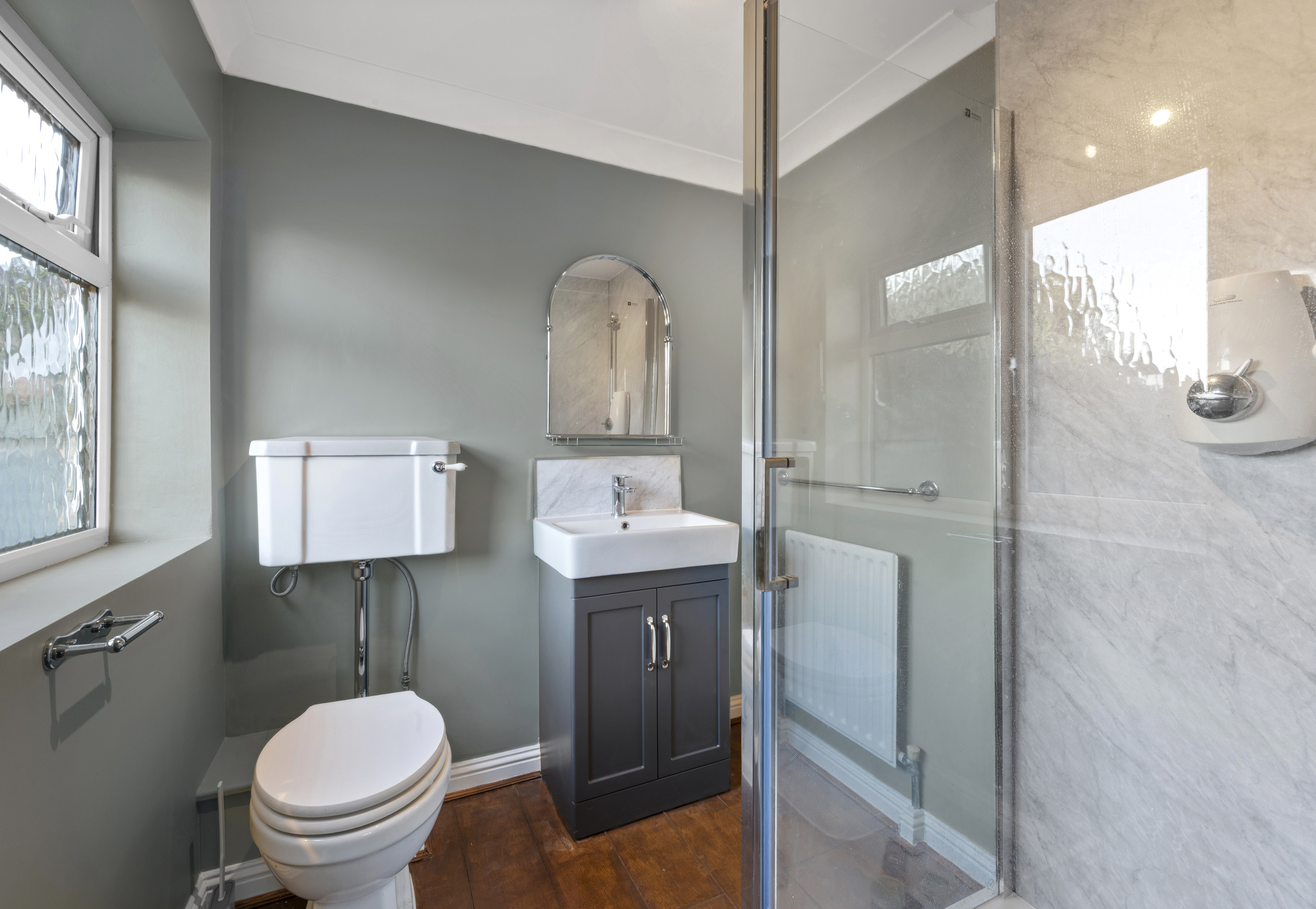 Kingston Multi-Bathroom Renovation, photo 2