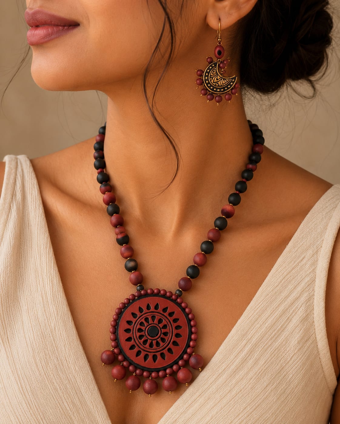 Hand Crafted Terracotta Pendent Set
