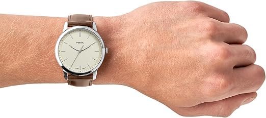 Vue 5 de Fossil Minimalist Watch Pour