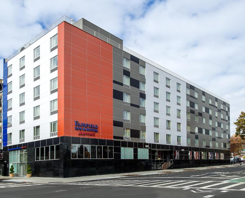 Fairfield_Inn_Hotel_1
