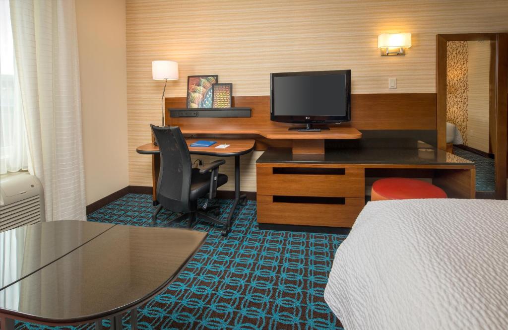 Fairfield_Inn_Hotel_15's photo