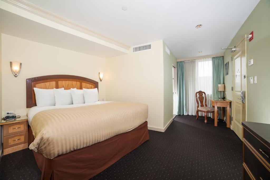 Mulberry_Hotel_28's photo