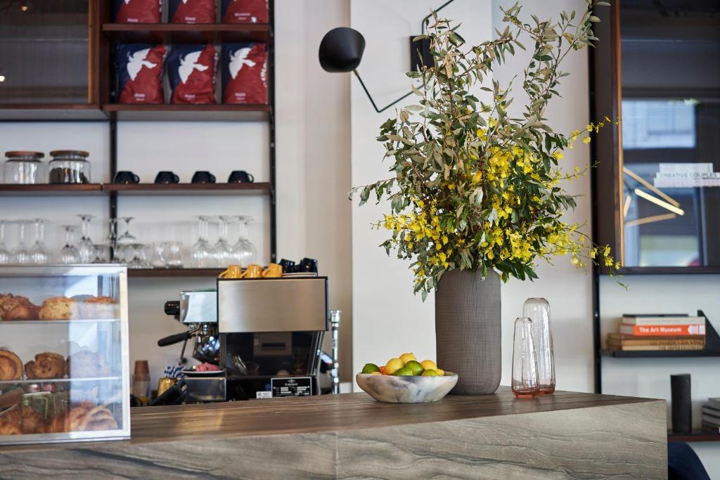 Walker_Hotel_12's photo