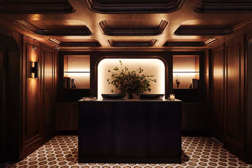 Walker_Hotel_14's photo