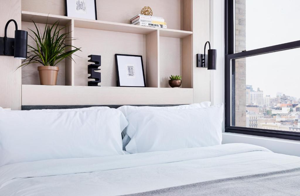 Walker_Hotel_5's photo