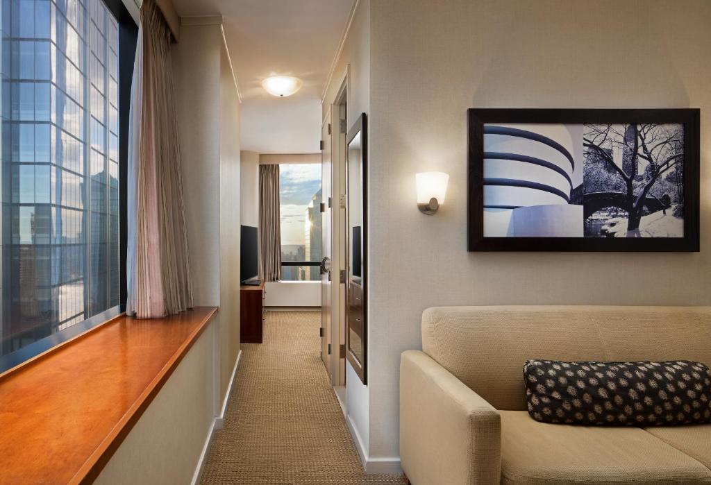 Millennium_Hilton_28's photo