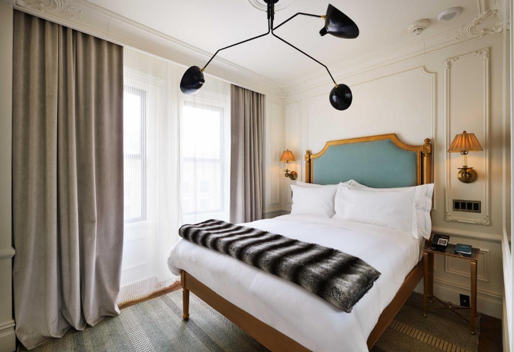Marlton_Hotel_8's photo