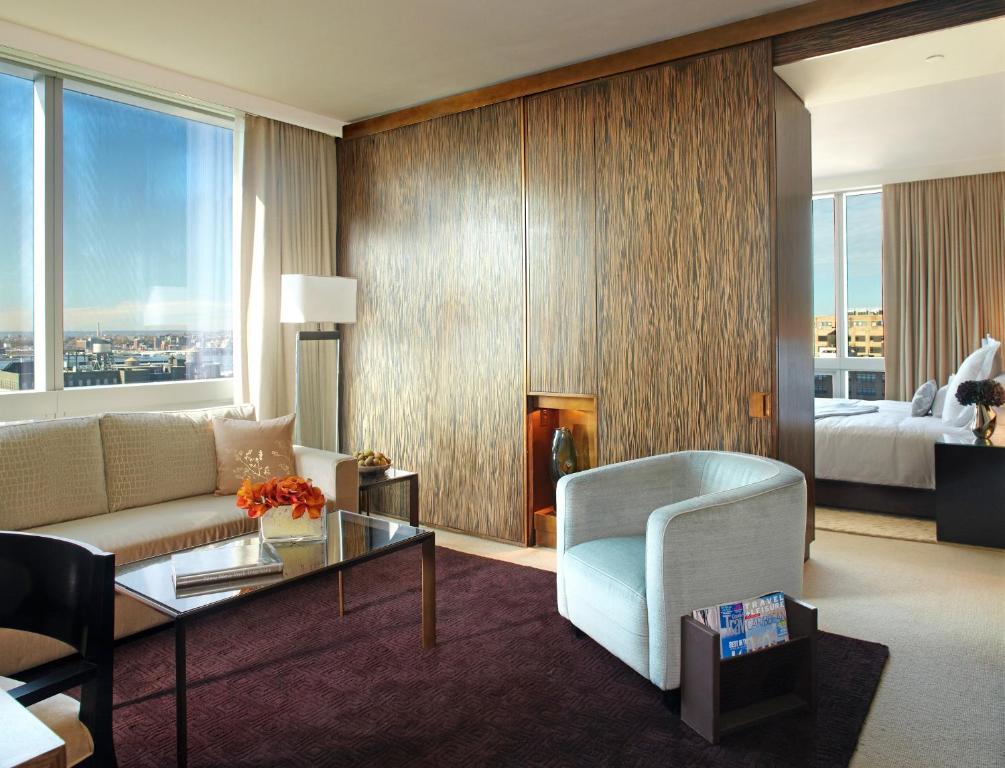 The_Dominick_Hotel_5's photo