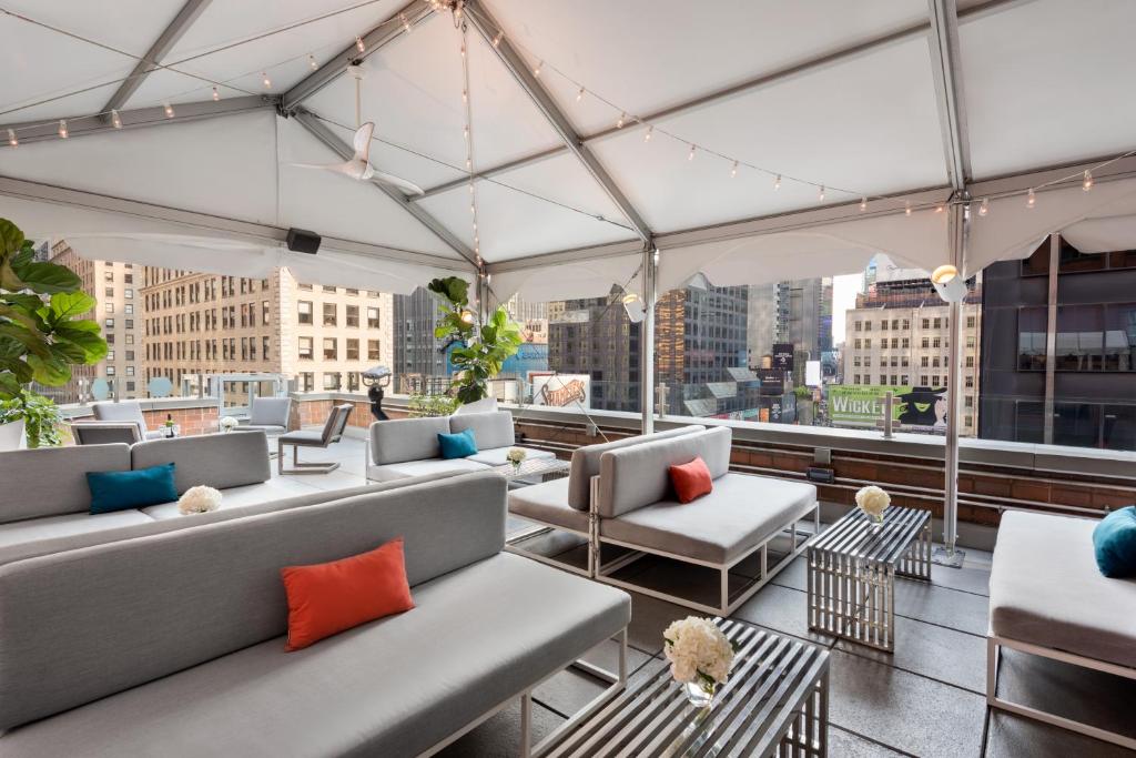 M_Social_Hotel_2