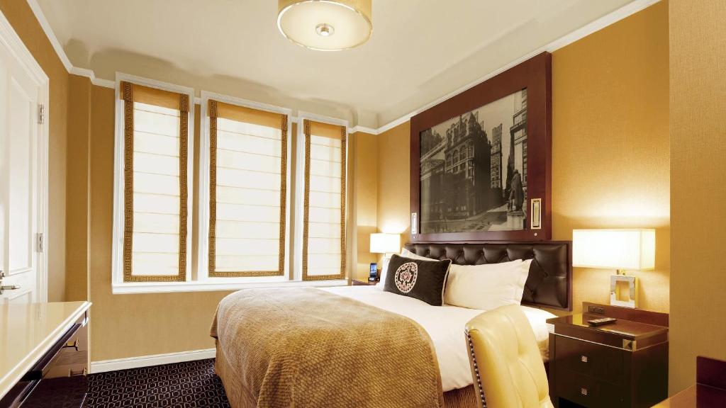 The_Algonquin_Hotel_16's photo