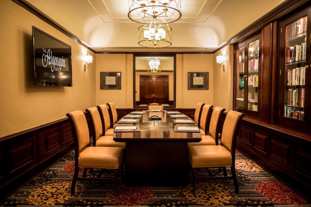 The_Algonquin_Hotel_9's photo