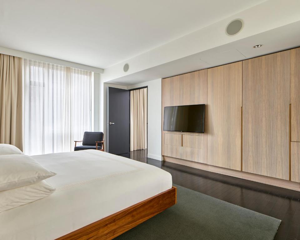 Smyth_Tribeca_24's photo