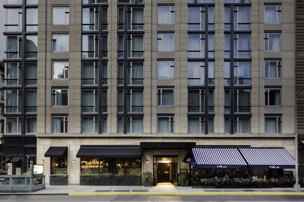 Smyth_Tribeca_34's photo