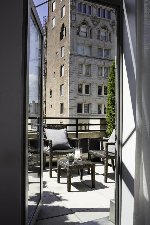 Smyth_Tribeca_39's photo