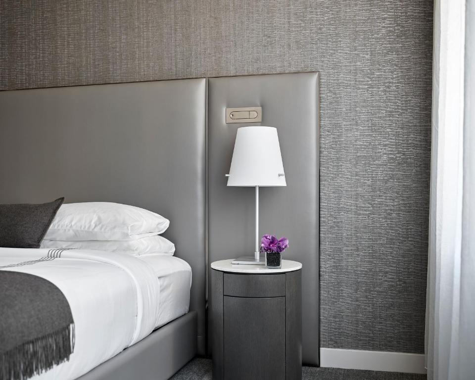 Smyth_Tribeca_9's photo