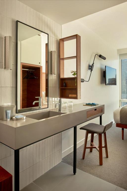 Arlo_nomad_hotel_19's photo